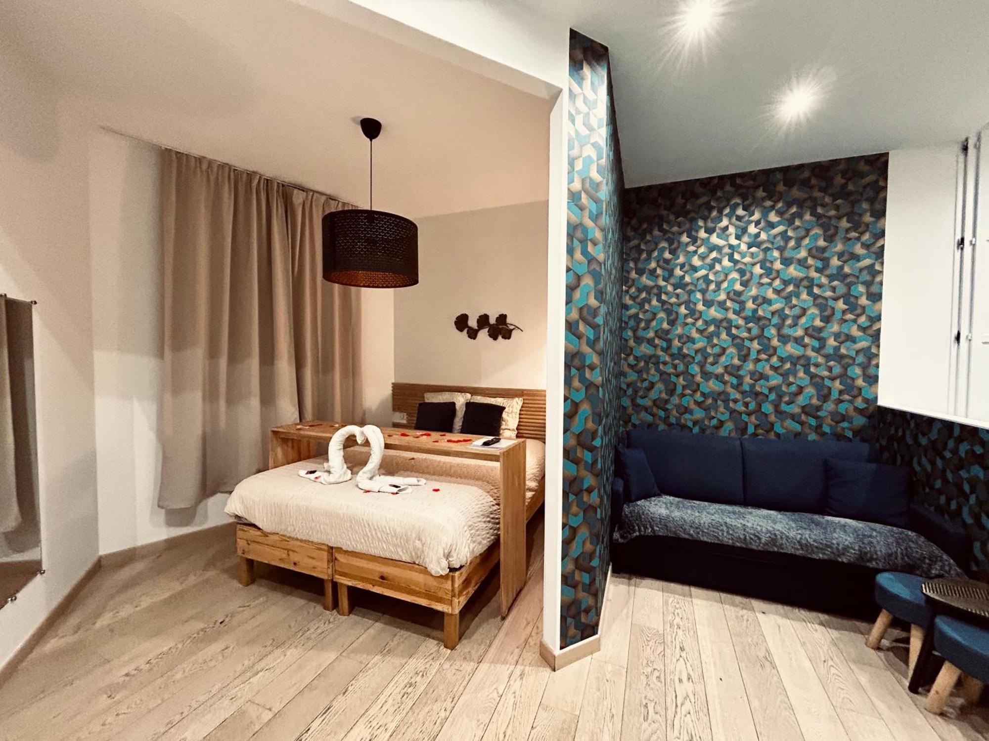 Mieuxqualhotel Jacuzzi Privatif La Parenthese Bordeaux Exterior foto